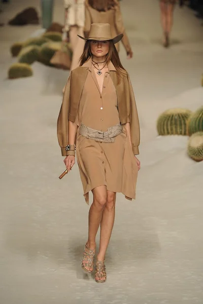 Look 36
